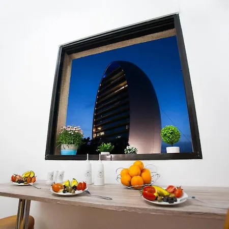 Plaza Beachfront Apt Superhost Service Apartment *